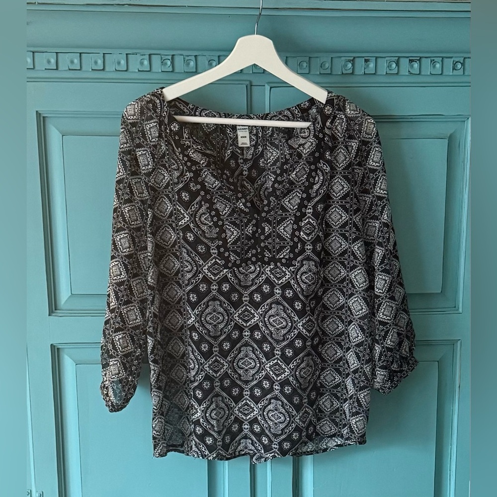 Women’s Old Navy Top